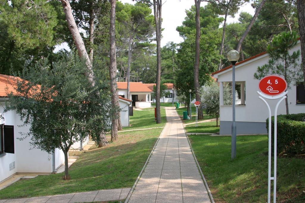 Apartments Galijot Plava Laguna Porec Room photo