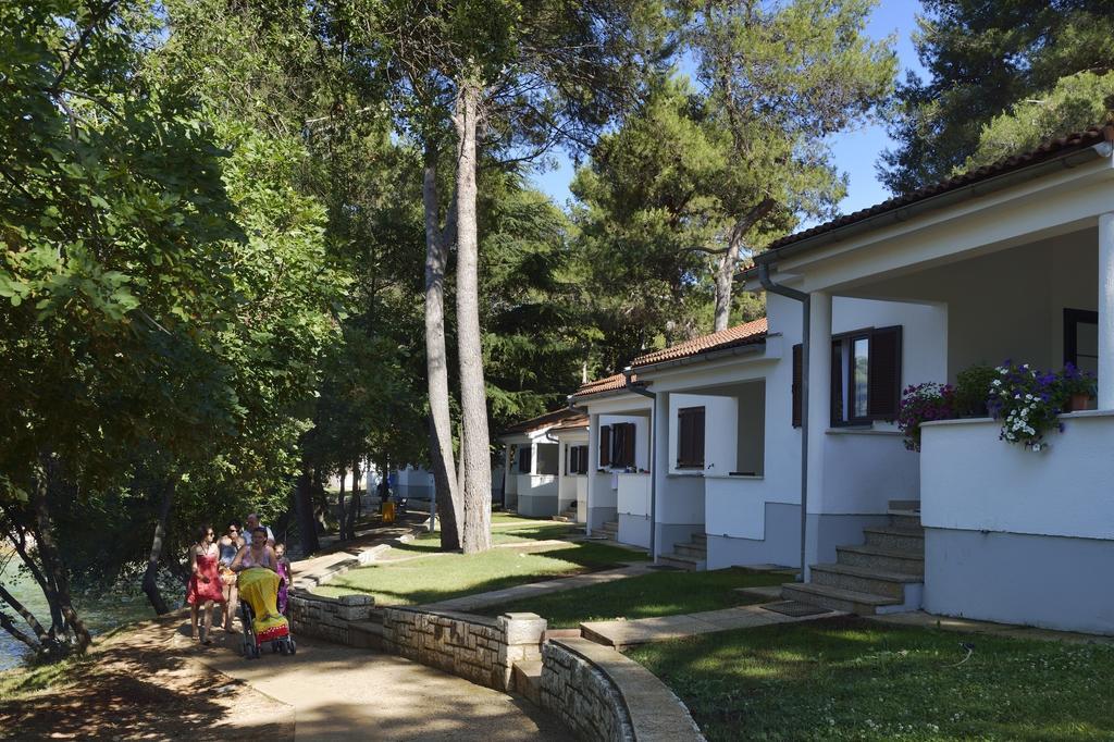 Apartments Galijot Plava Laguna Porec Room photo